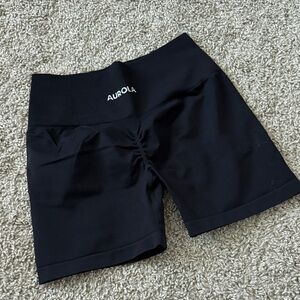 Aurola Shorts